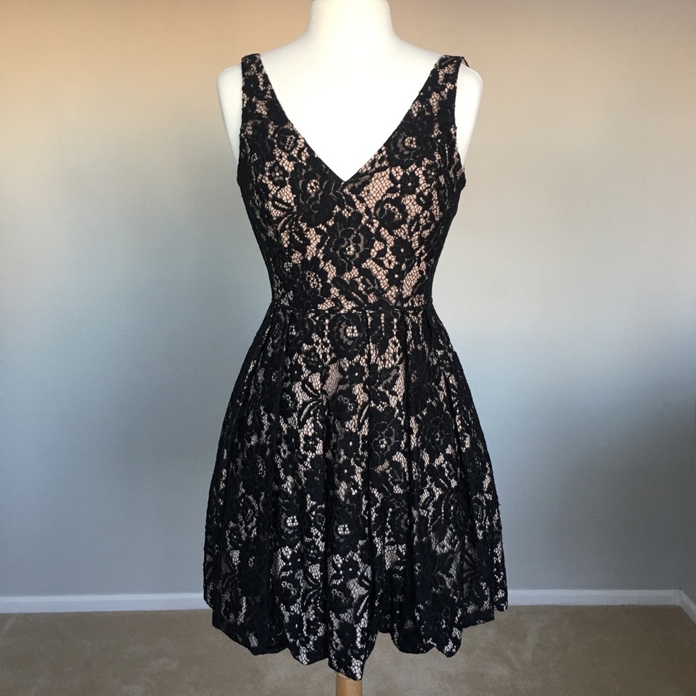 Adrianna Papell/ Aidan Black Lace Cocktail Dress